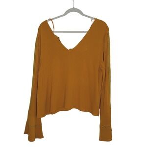 NWT Loveriche Boho Bell Sleeve Top Women's Size L‎ Mustard Brown Rayon